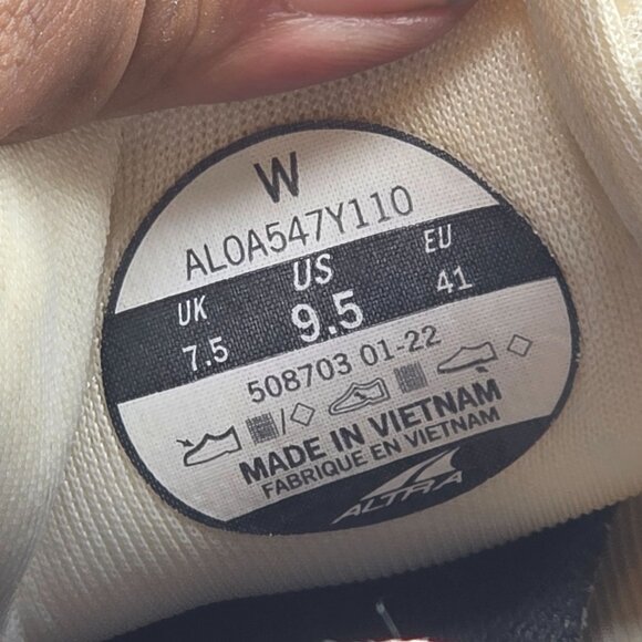 Altra Solstice XT 2 Womens Size 9.5 White Pink Road Running Shoes ALOA547Y110 - Picture 6 of 13